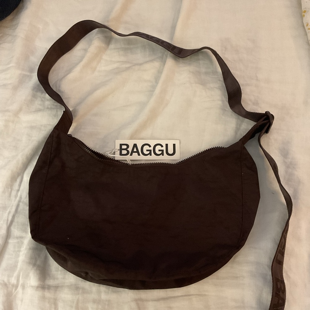 BAGGU Chocolate Plum Crossbody Bag